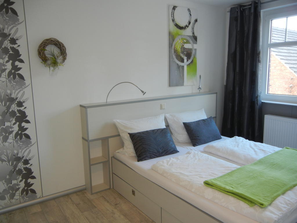 Gutshof Zum Adlernest Hotel Arnsnesta Стая снимка